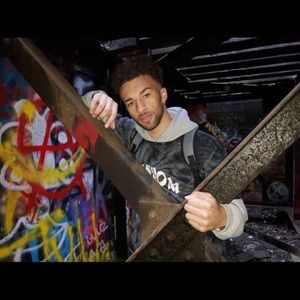 Meet your Posher, Kyle